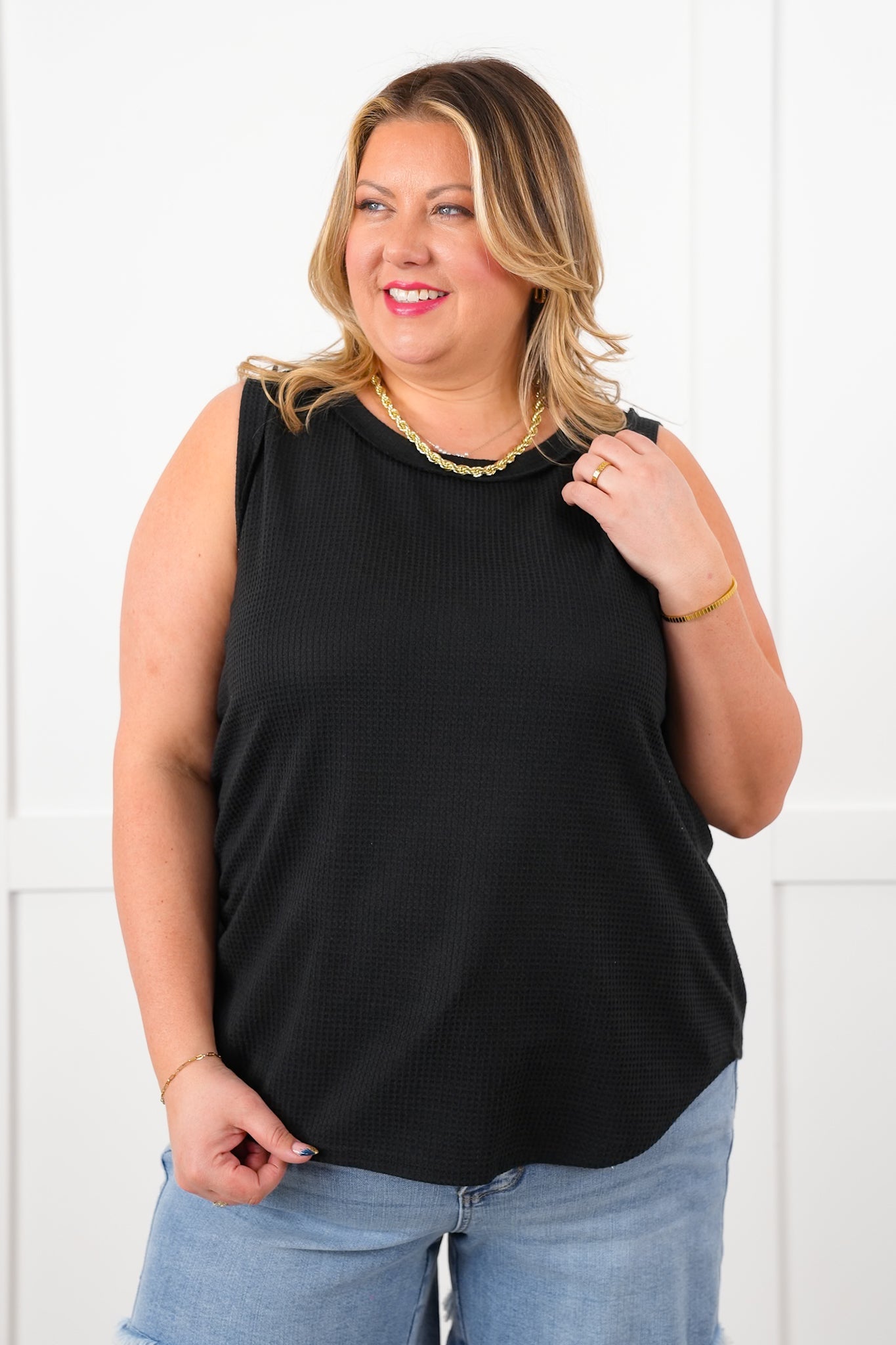 Door Buster! Plus/Reg Thermal Round Neck Tank Top with Reverse Seam Detail