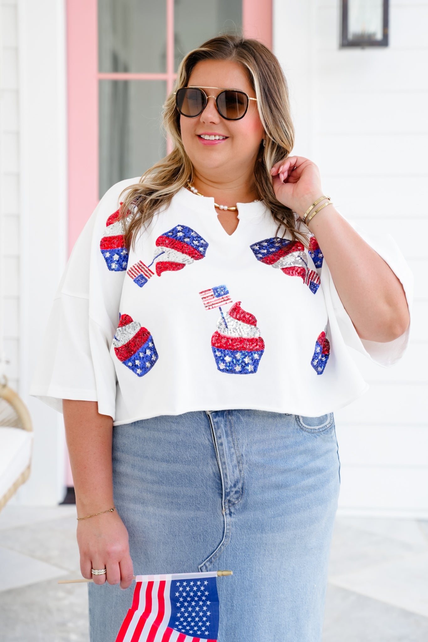 Short Sleeve Cropped Tee Shirt with Sequin American Flag Cupcake Detail
