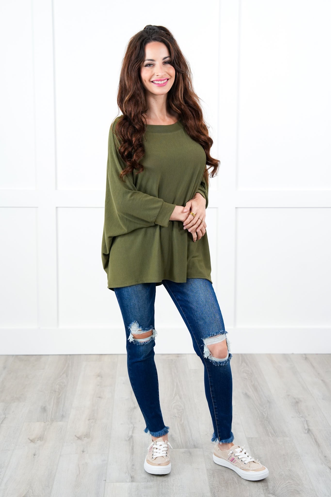 Door Buster! Plus/Reg Knit 3/4 Dolman Sleeve Round Neck Top