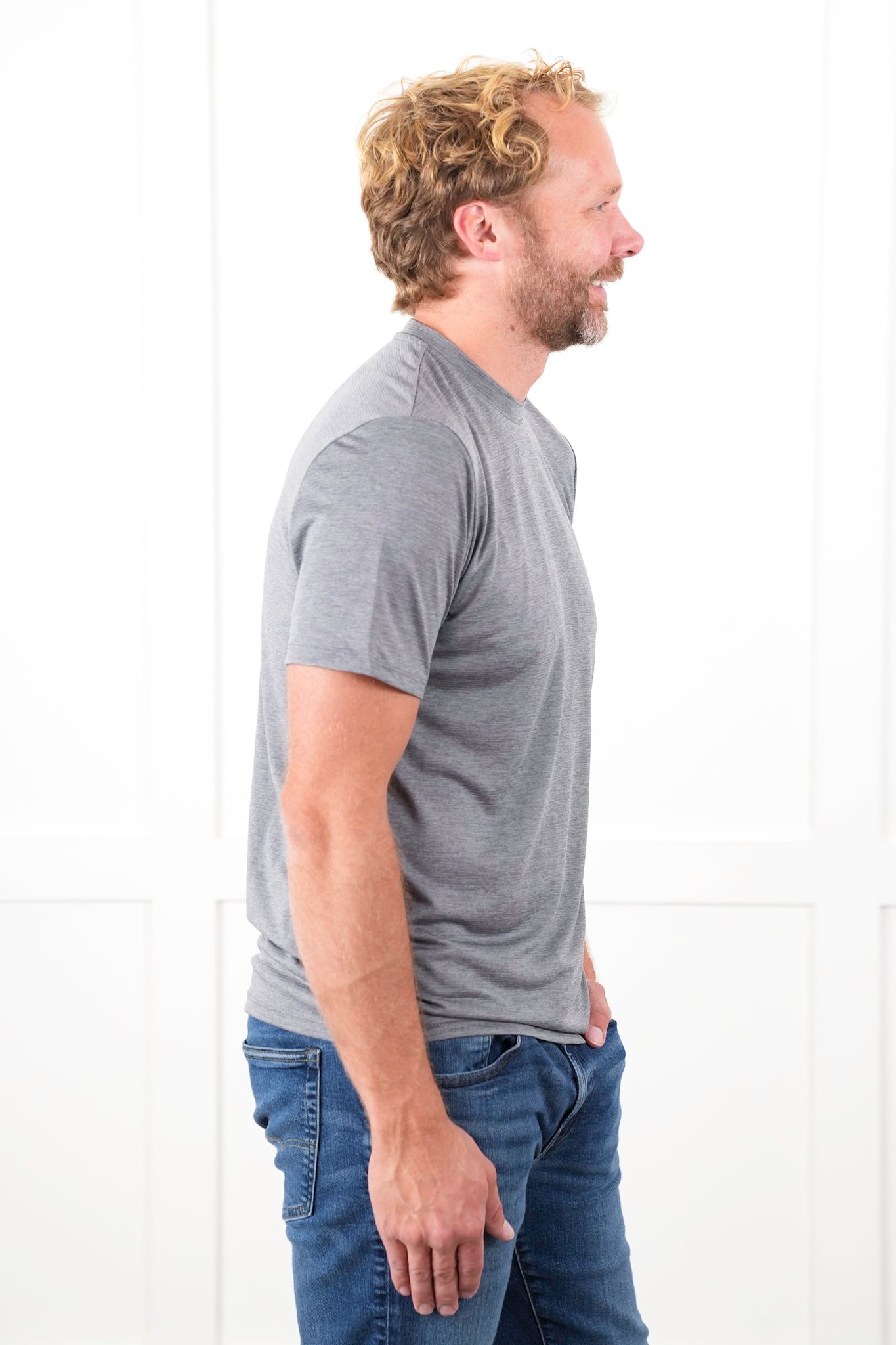 Men's Moisture Wicking Short Sleeve Crew Neck Shirt
