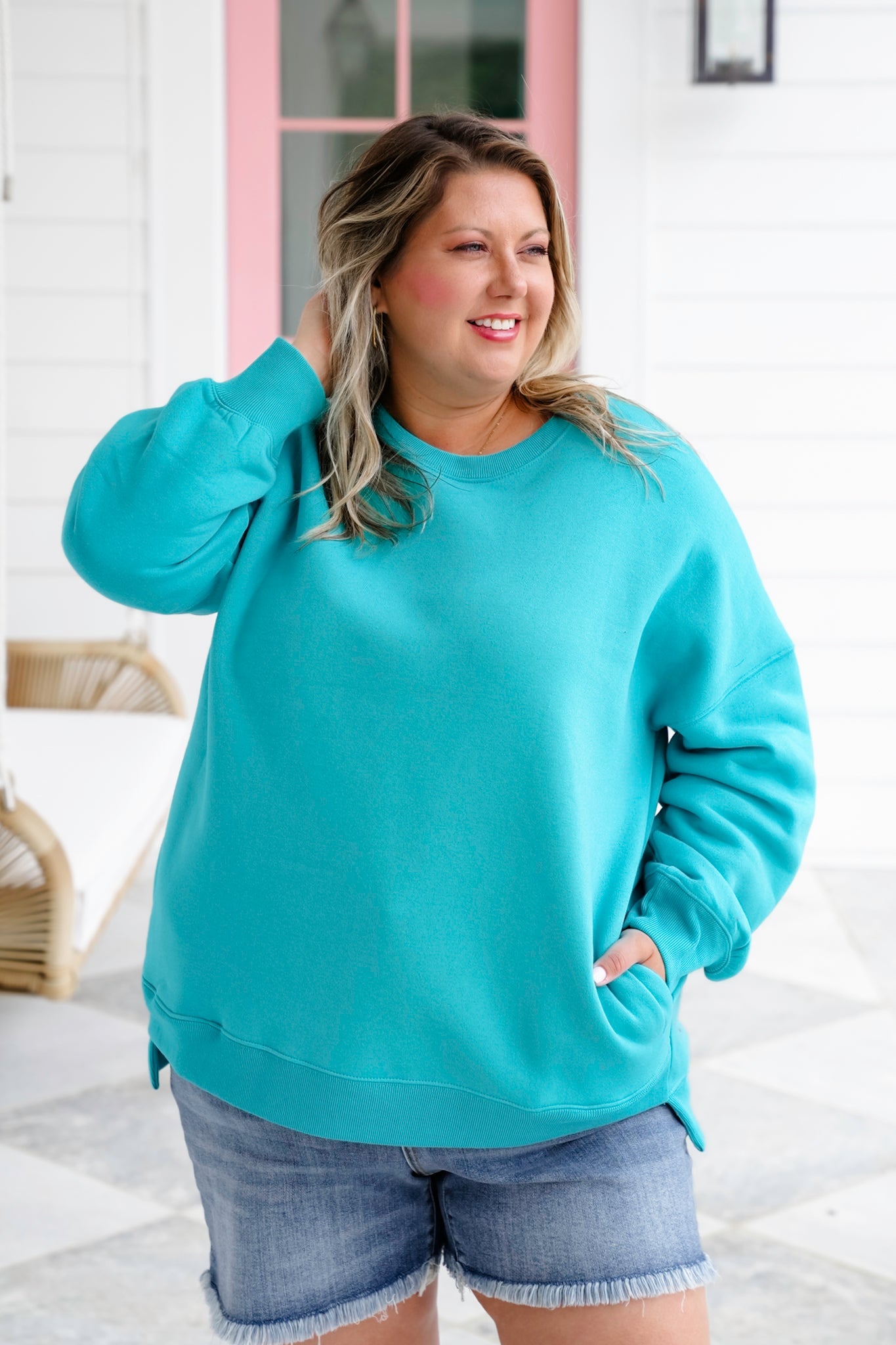 Door Buster! PLUS/REG Zenana Fleece Hi-Low Sweatshirts with Pocket