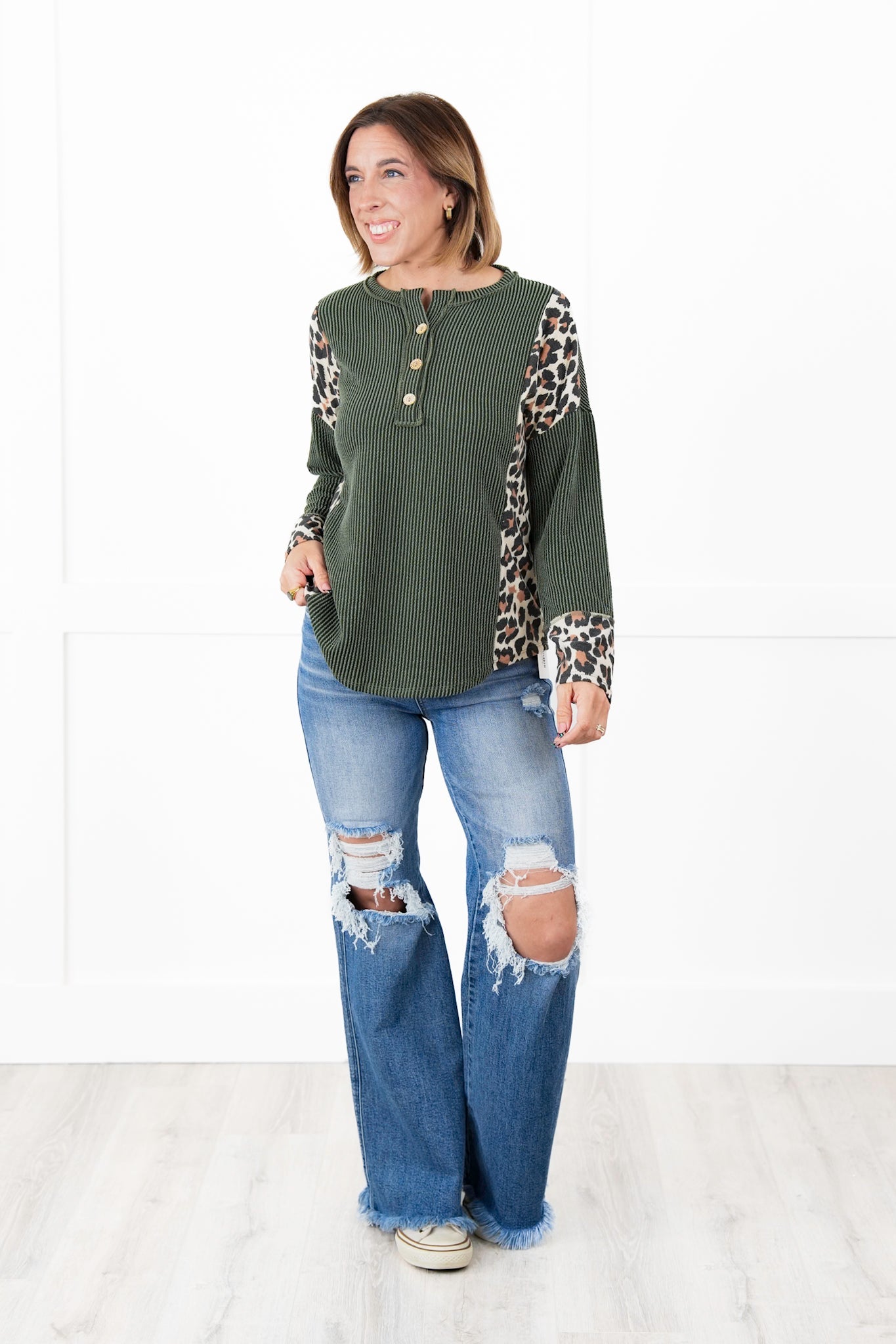 Plus/Reg Ribbed Long Sleeve Button Up Top with Leopard Detail