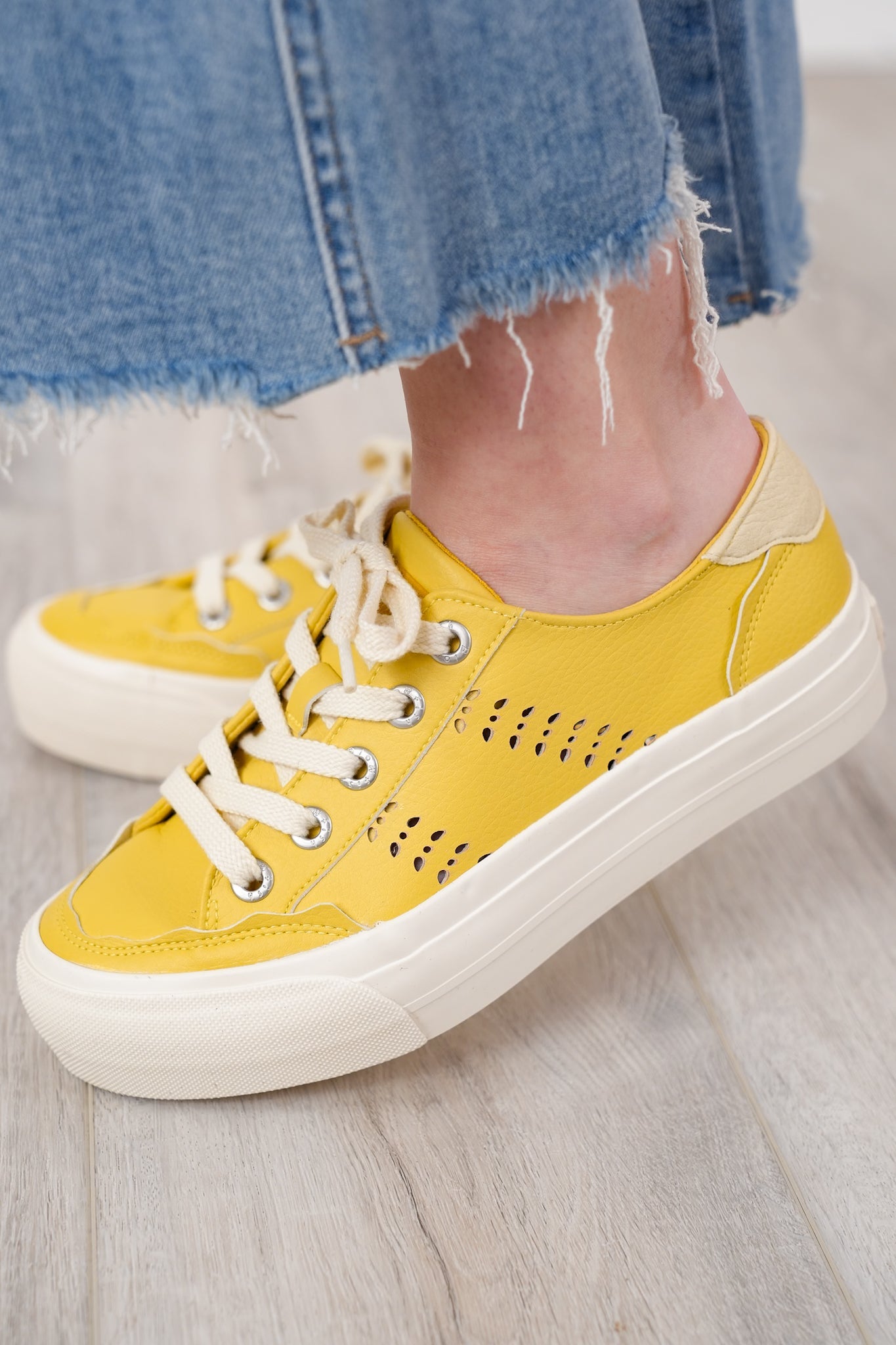 Blowfish Casual Perforated  Low Top Sneakers