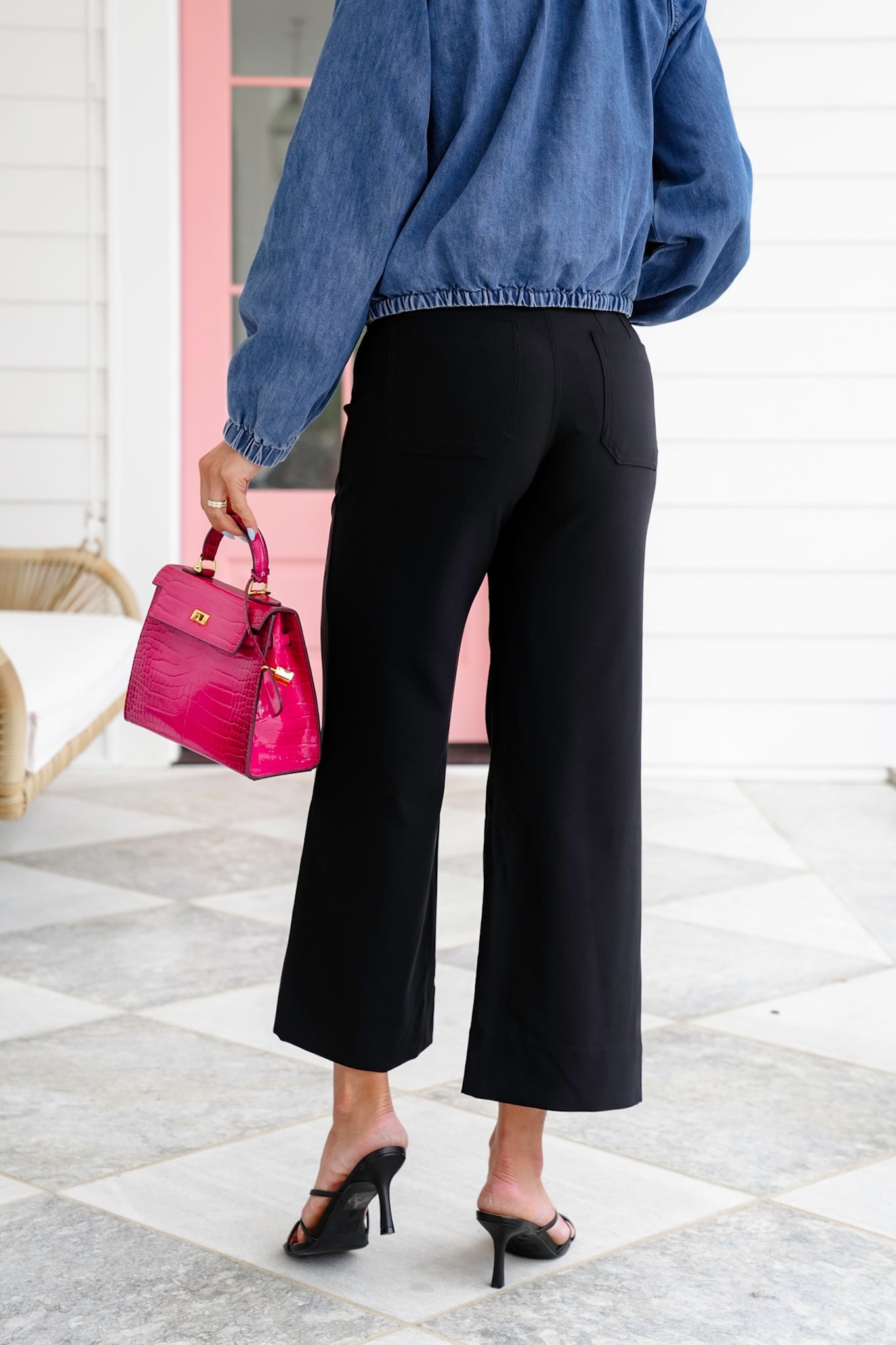 Solid Wide Leg Cropped Pants with Patch Pocket Detail