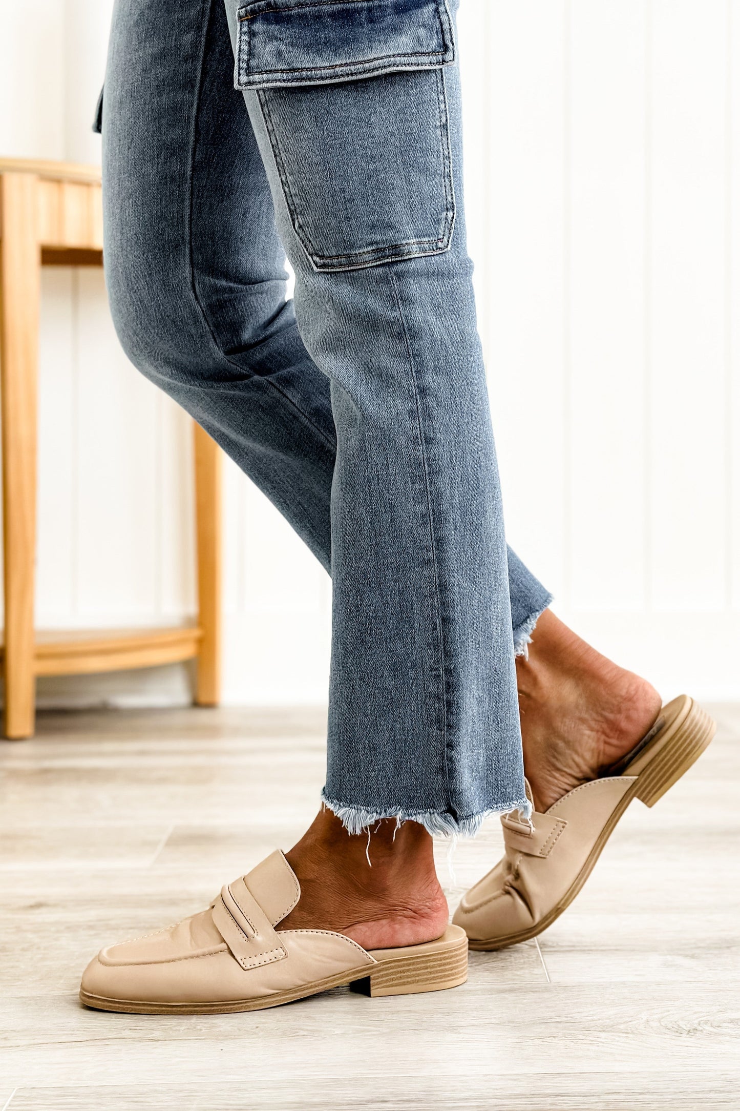 Vervet Mid Rise Cargo Slim Straight Jeans