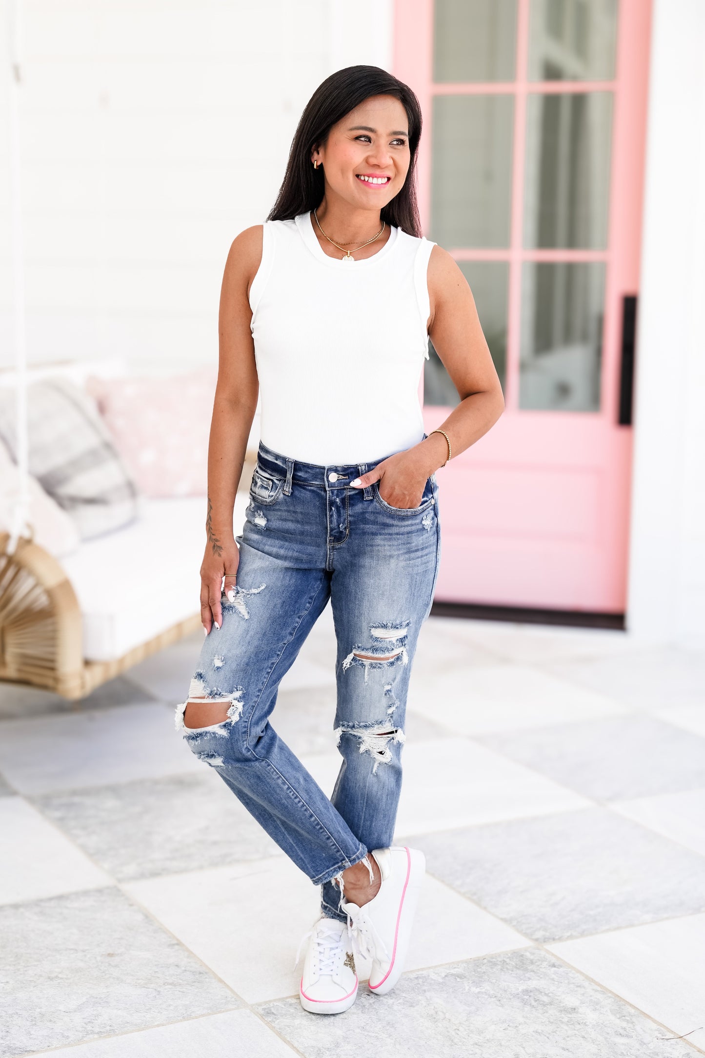Judy Blue Lunch Break Mid-Rise Distressed Boyfriend Jeans