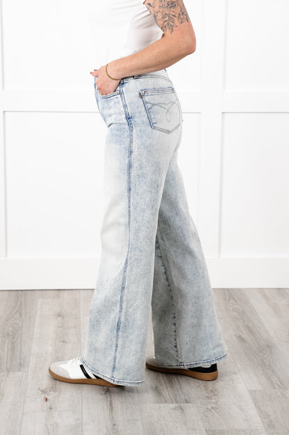 Judy Blue High Rise Light Wash Tummy Control Retro Wide Leg Jeans