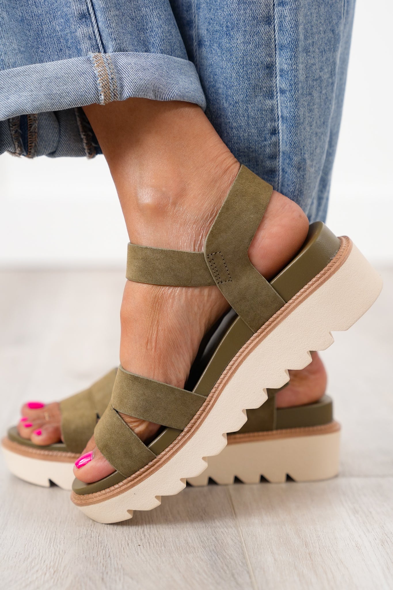 New Color! MIA Chunky Platform Sandals