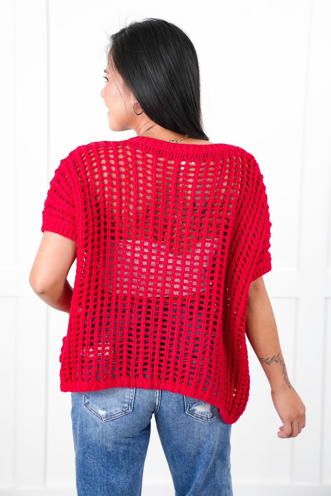Loose Knit Short Sleeve Sweater with Sequin Baseball Patch Detail