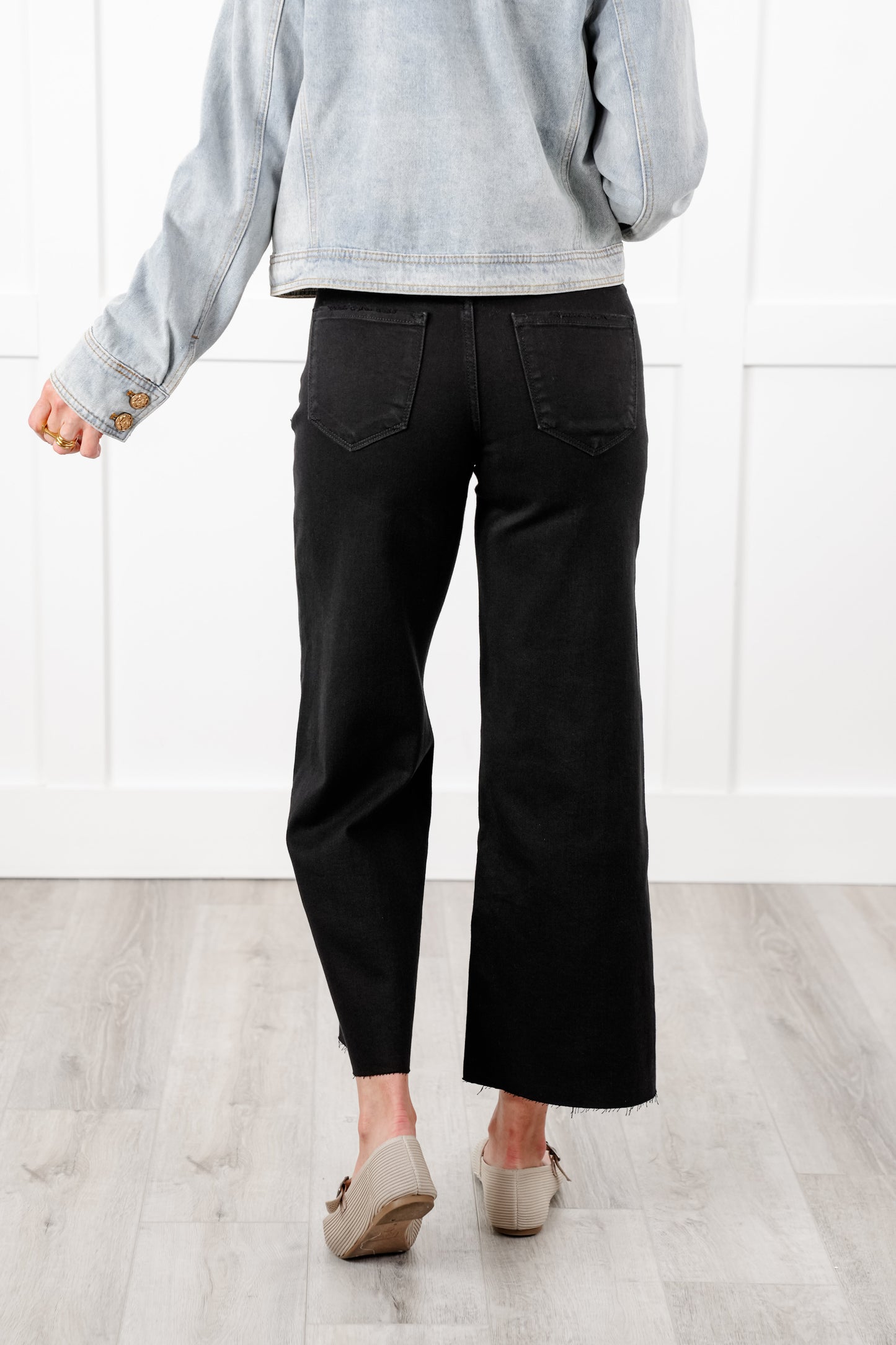 Lovervet High Rise Black Cropped Wide Leg Jeans with Raw Hem