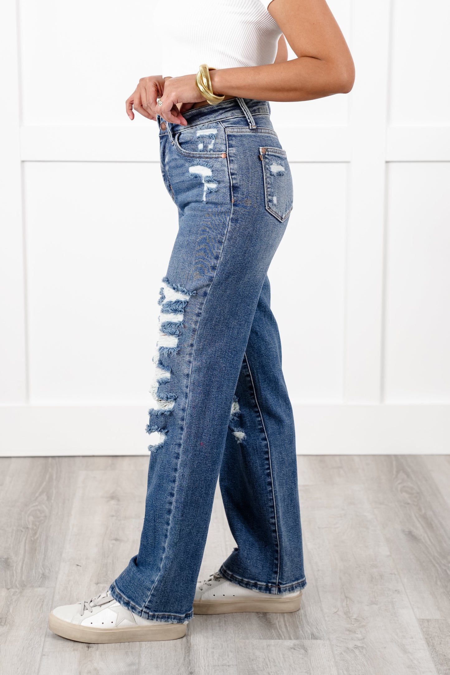 Judy Blue High Rise Medium Wash Heavy Distressed Straight Leg Jeans