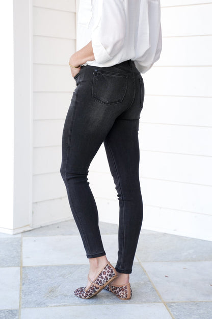 Judy Blue Mid Rise Black Tummy Control Skinny Jeans