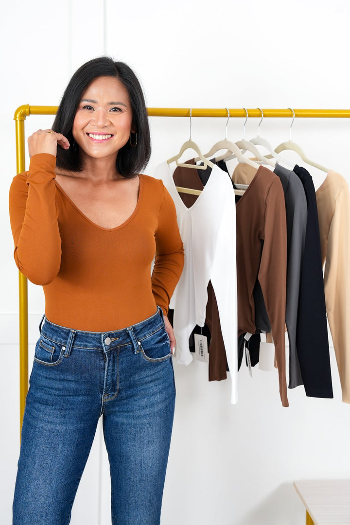 Door Buster! Plus/Reg Solid Reversible Long Sleeve V-Neck/Scoop-Neck Bodysuit