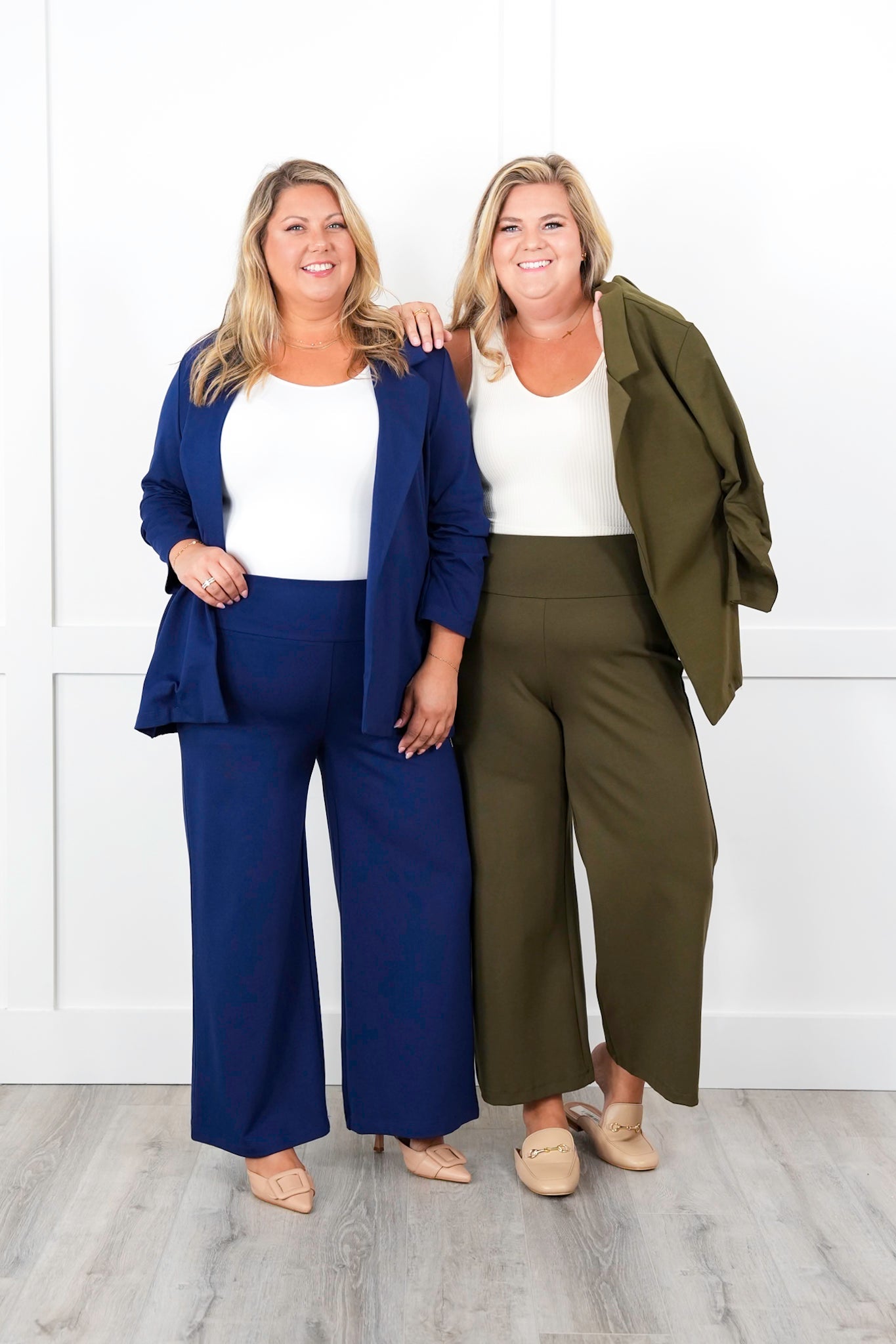 Door Buster! Plus/Reg Solid Double Knit Wide Leg Cropped Pull On Pants