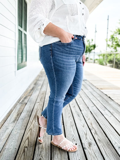 Vervet Mid Rise Slim Ankle Non Distressed Straight Leg Jeans