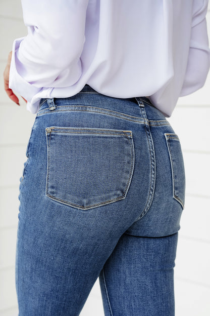 Judy Blue Holy Grail High Rise Medium Wash Non Distressed Contrast Wash Bootcut Jeans