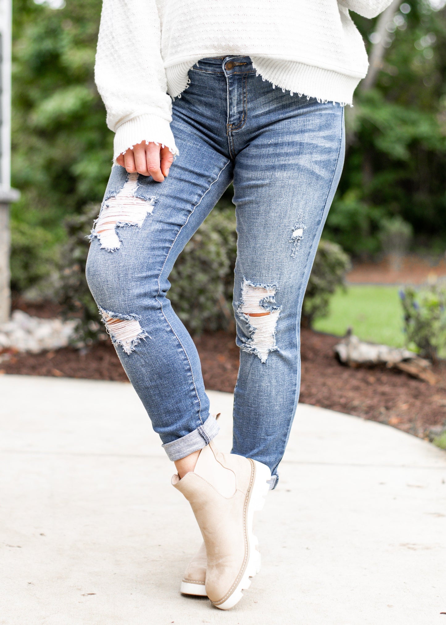 Judy Blue Maternity Distressed Boyfriend Jeans