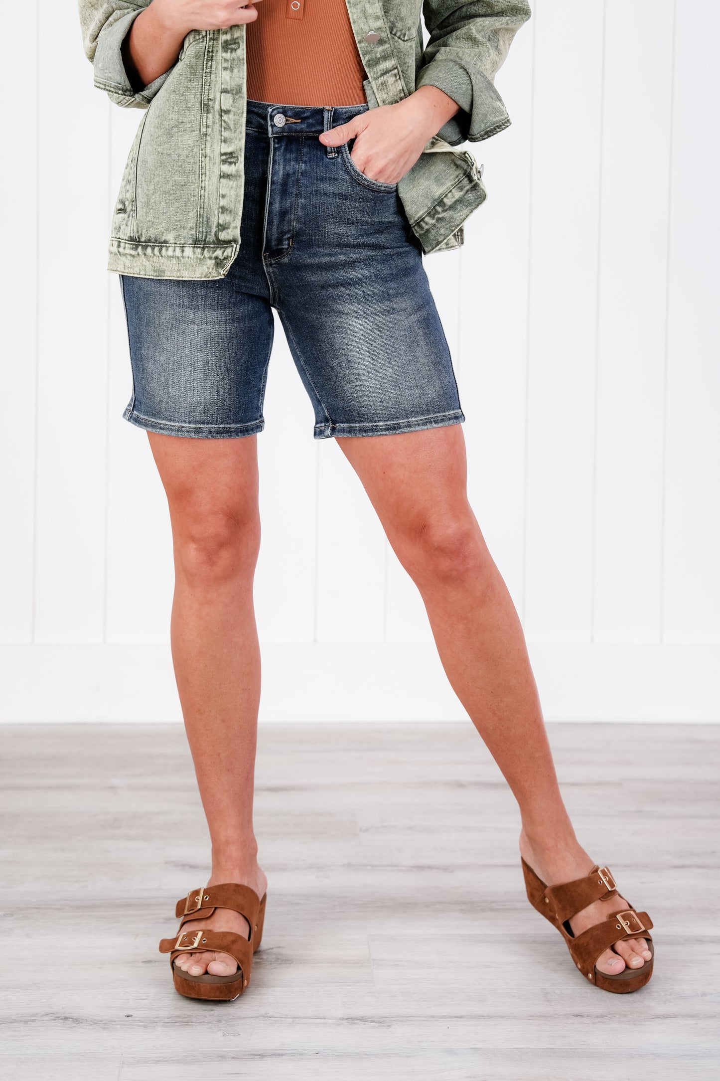 Judy Blue Under Control Dark Wash Tummy Control Vintage Cuffed Shorts