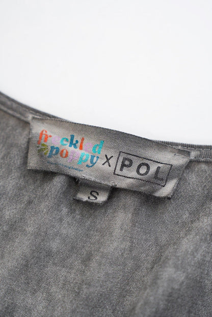 Restocks! POL Floral Embroidered Long Sleeve V-Neck Top (Multiple Colors)