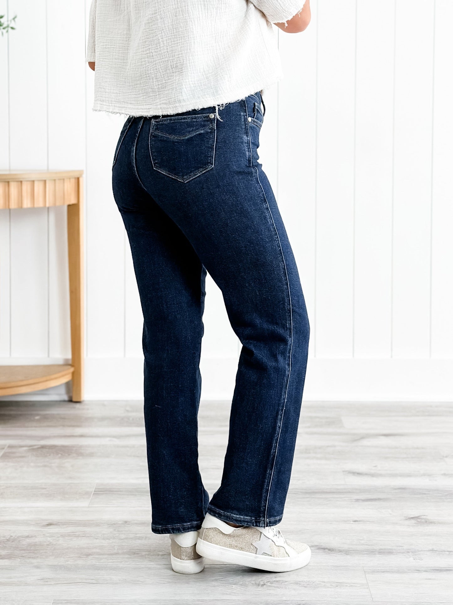 Judy Blue Straight Snatched High Rise Dark Wash Tummy Control Non Distressed Straight Leg Jeans