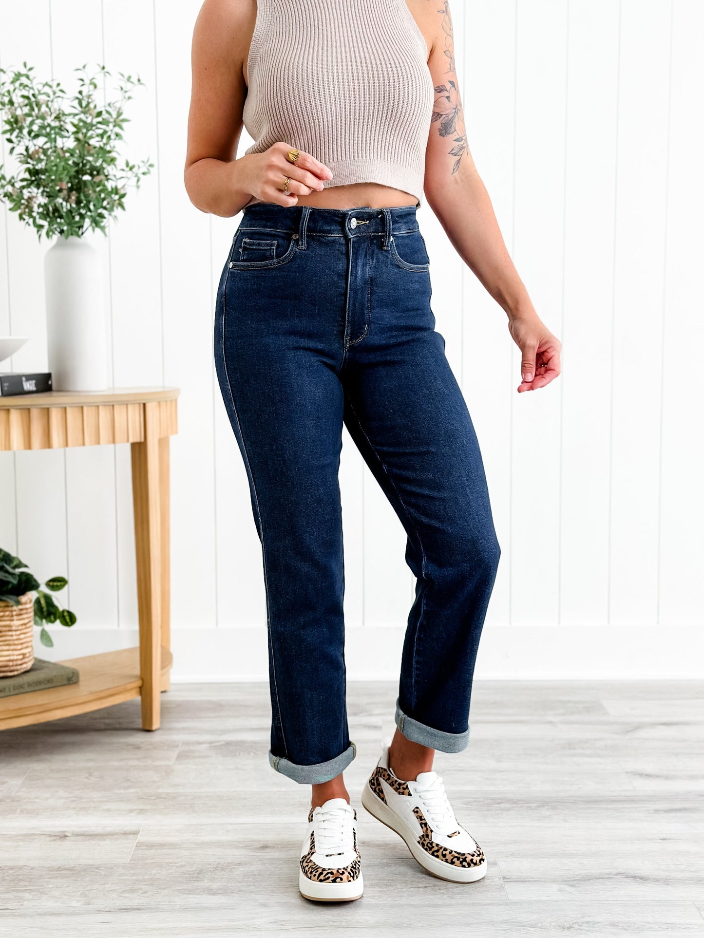 Judy Blue Straight Snatched High Rise Dark Wash Tummy Control Non Distressed Straight Leg Jeans