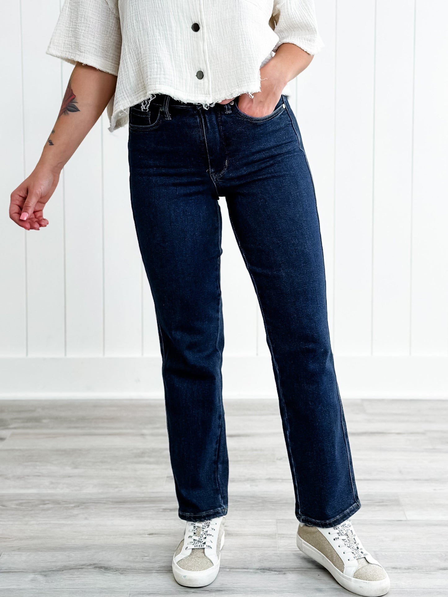 Judy Blue Straight Snatched High Rise Dark Wash Tummy Control Non Distressed Straight Leg Jeans