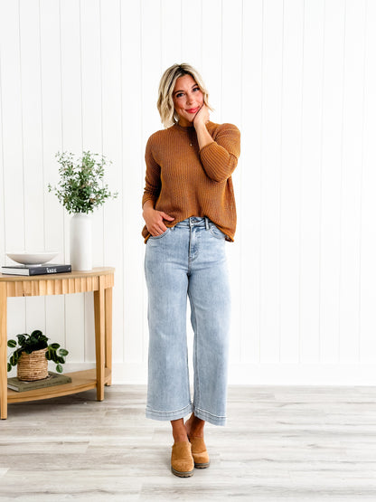 Risen  The Essential Wide Leg Crop Jeans