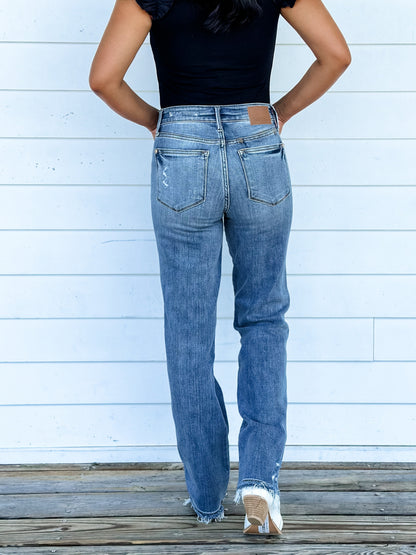 Judy Blue Holla Back Medium Wash Cell Phone Pocket Straight Leg Jeans