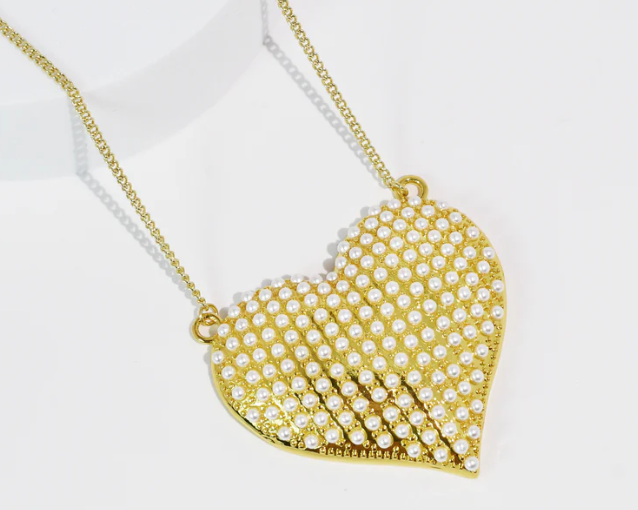 Treasure Jewels Pearl Queen Heart Pendant Necklace