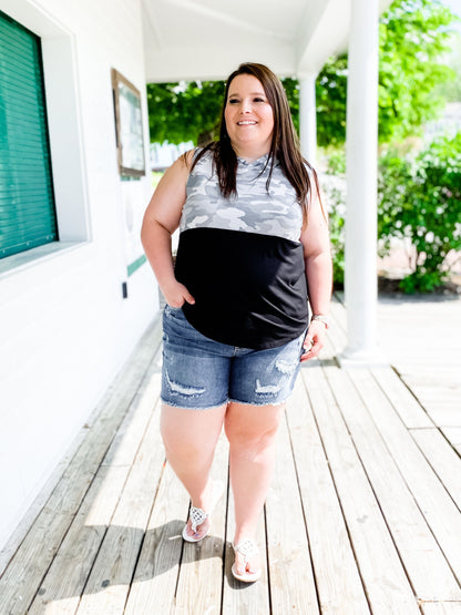 Judy Blue Bleach Splash Shorts