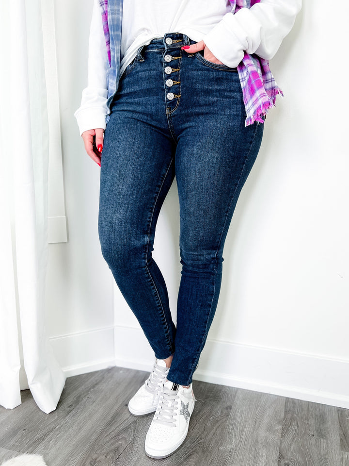 Judy Blue 5 star review! Dark Wash High Rise Button Fly Cut Off Skinny Jeans
