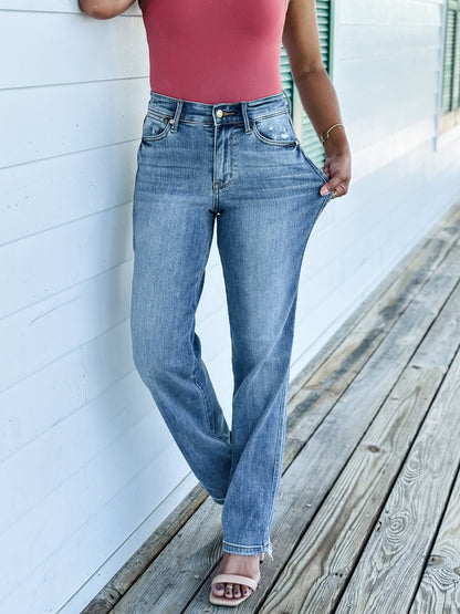 Judy Blue Holla Back Medium Wash Cell Phone Pocket Straight Leg Jeans