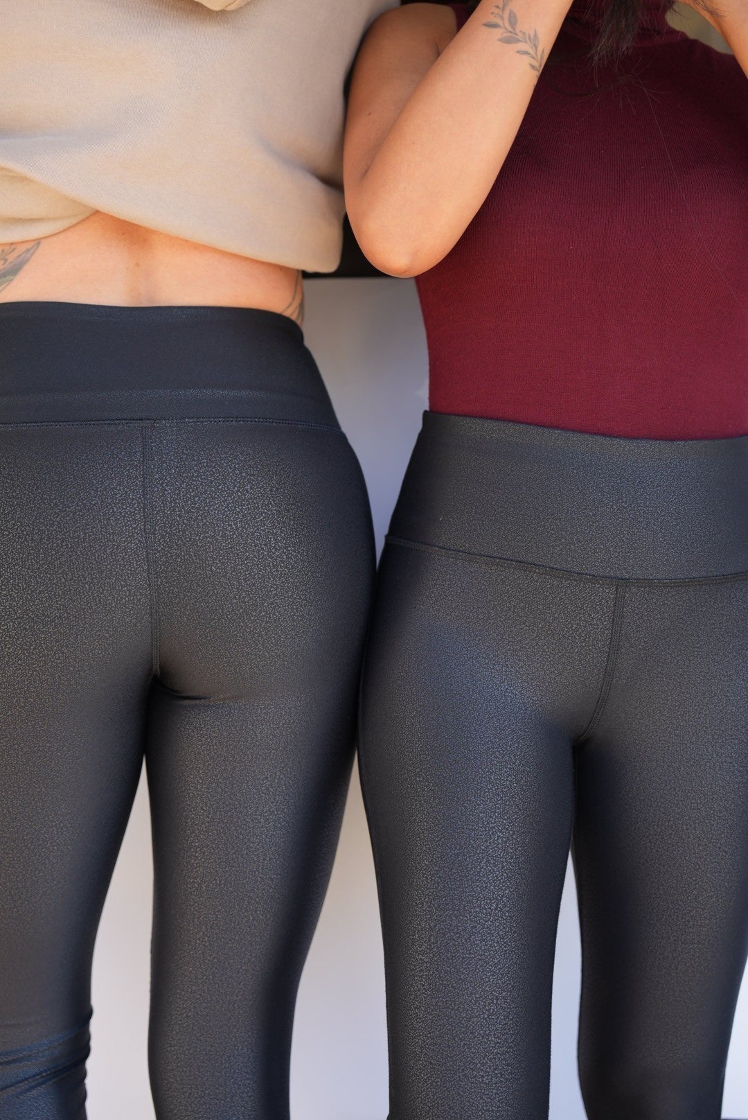 RESTOCK! PLUS/REG PEBBLE LEGGINGS THE BEST!!!!!!! Black Foil Scale Leggings