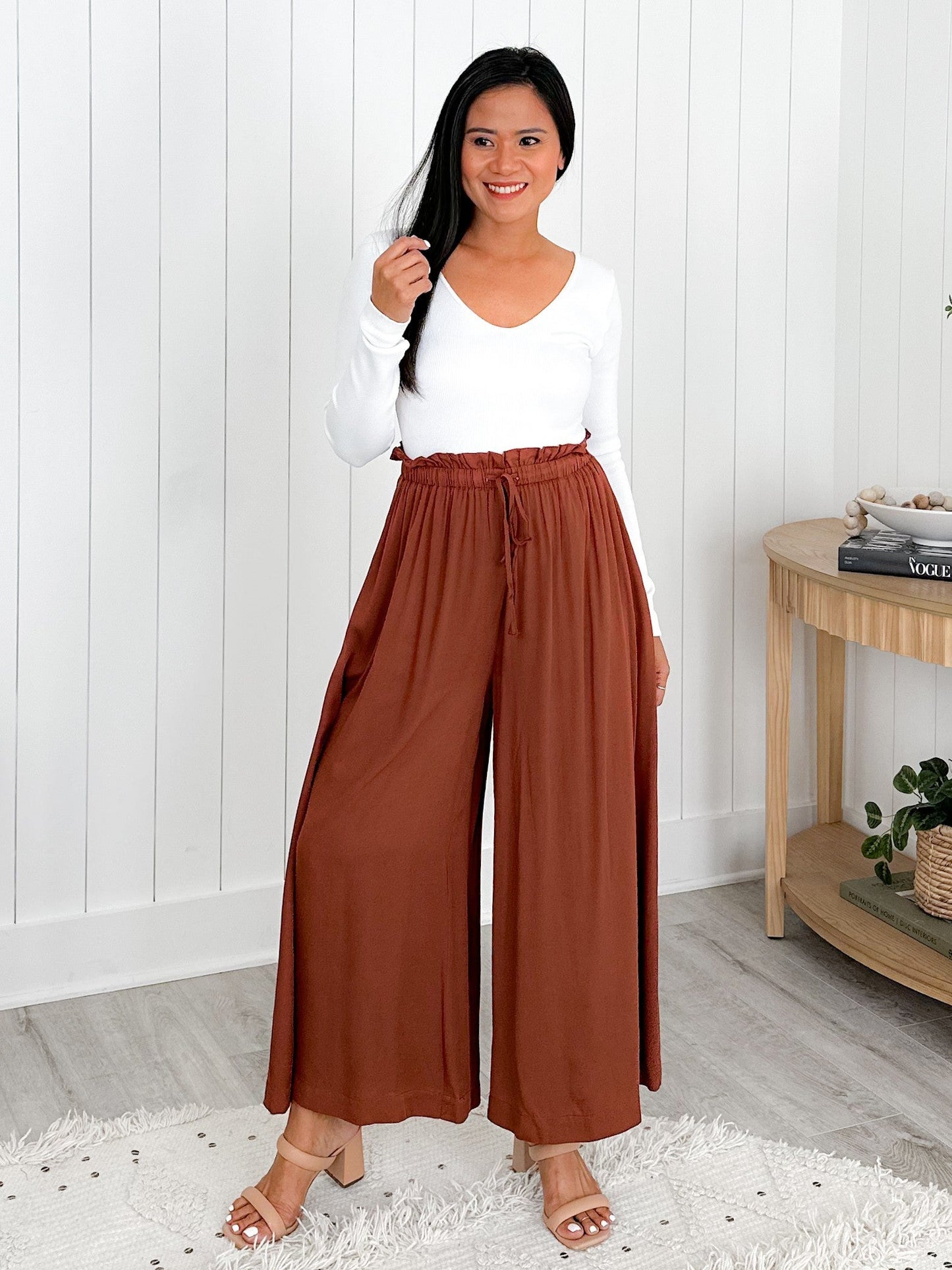 Elastic Waist Wide Leg Pants With Side Pockets (Multiple Colors)