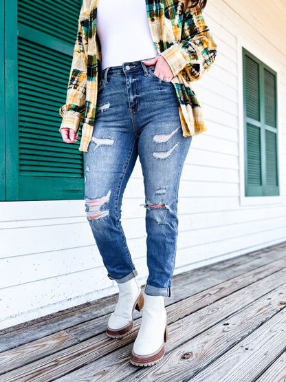 Judy Blue Boy Toy Light Wash High Rise Cuffed Boyfriend Distressed Jeans